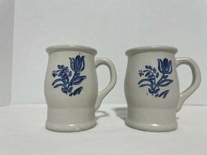 2 Pfaltzgraff Yorktowne Pedestal Mug Mugs Irish Coffee Footed Stoneware